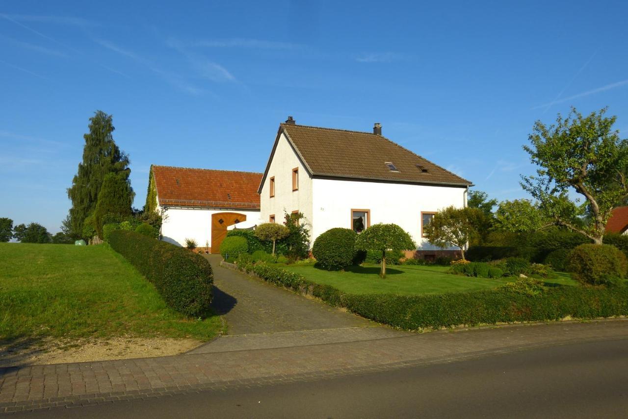 Ferienwohnung Eifelgold Esch Esch  Экстерьер фото